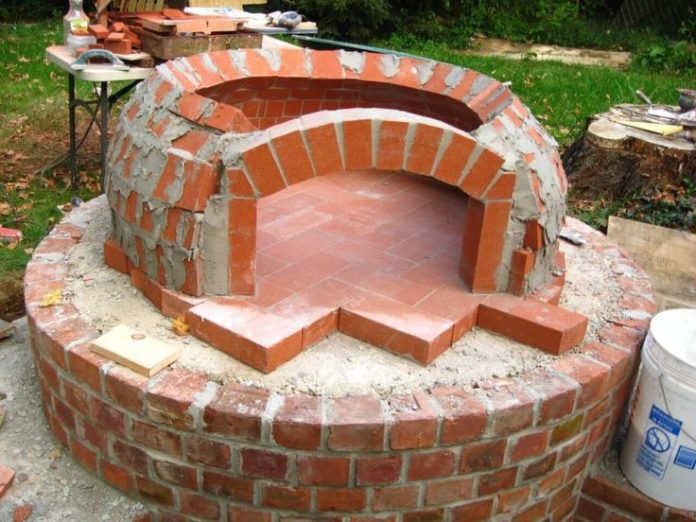 How to Build Pizza Oven Outdoor?